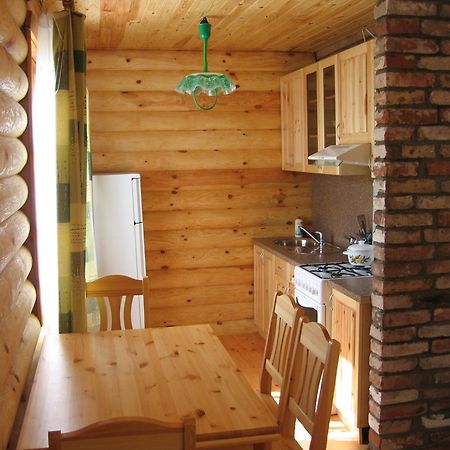 Guest House Zirga Smaids Kušneri エクステリア 写真